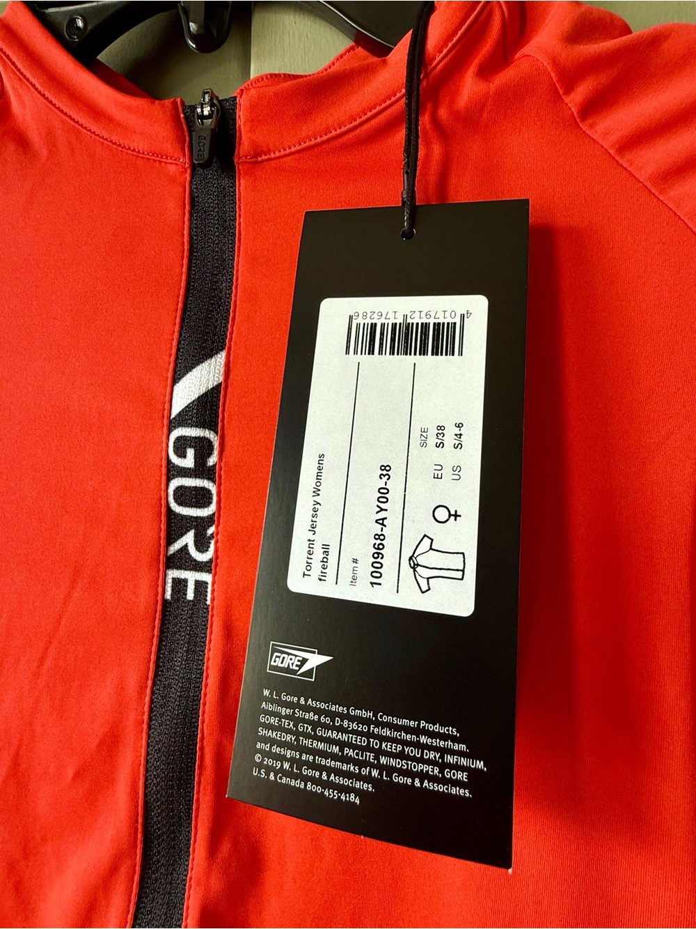 NWT Gorewear Red Biking Jersey Torrent Jersey Fireball Size S / 4-6 - Picture 2 of 7